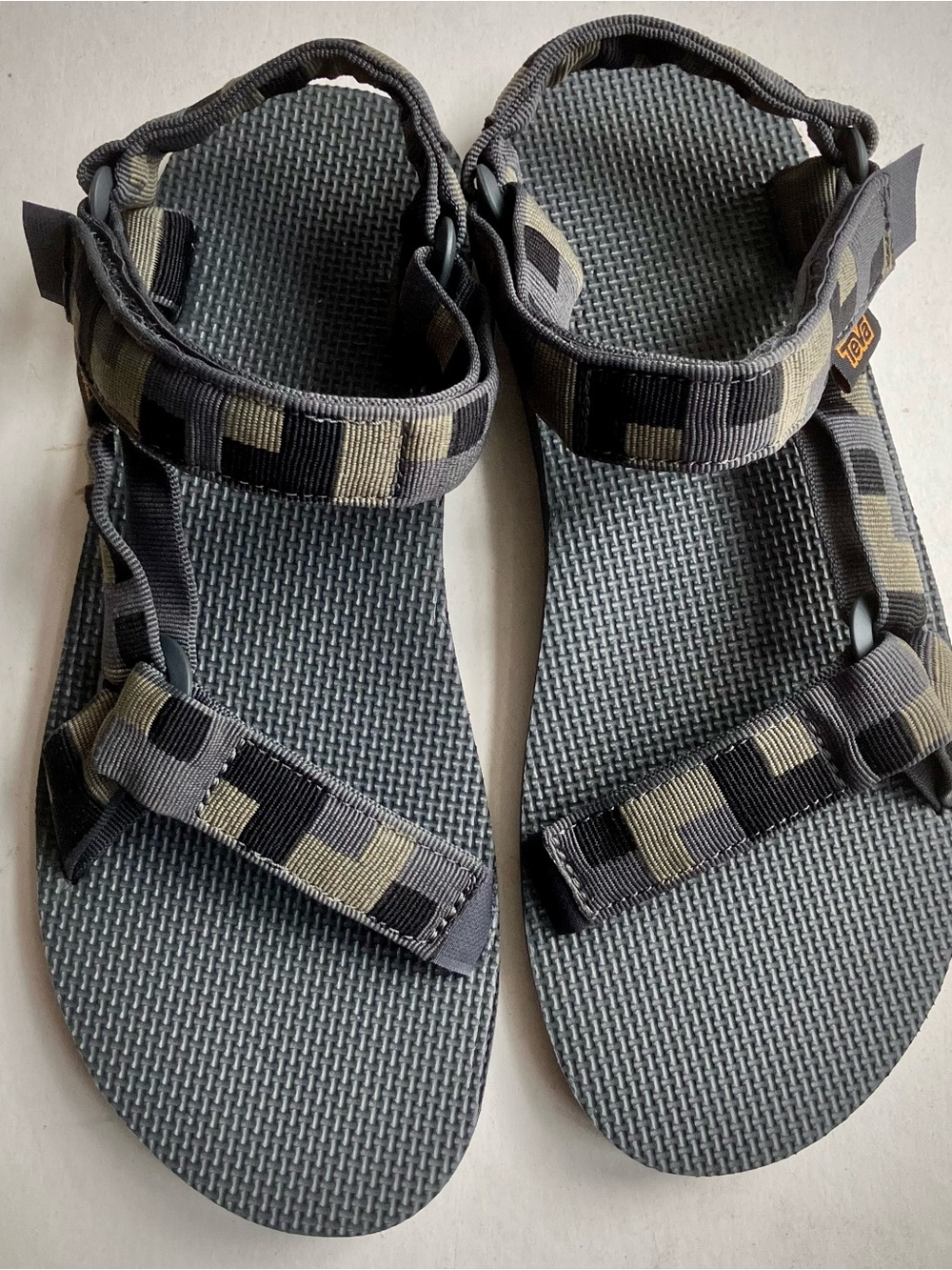 TEVA Sandals Men S-9 Universal Water Sport NEW